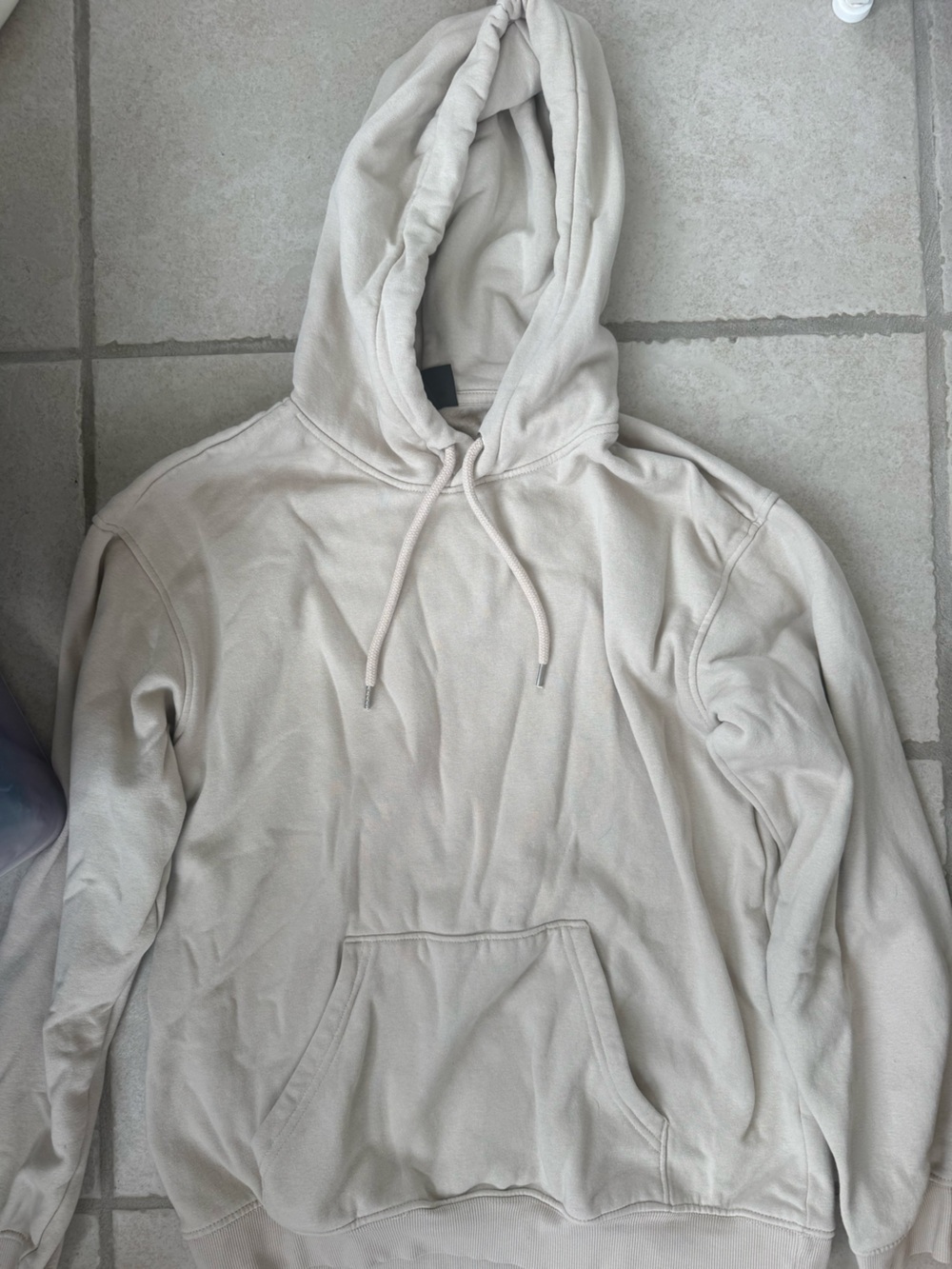 H&M Cream Beige Pullover Hoodie with Drawstrings and Front Pocket